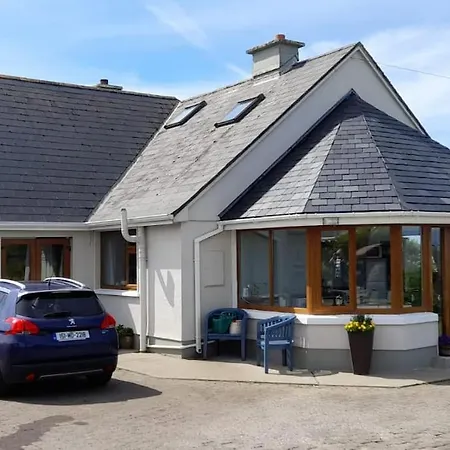Prázdninový dům Keadyville House Selfcatering,